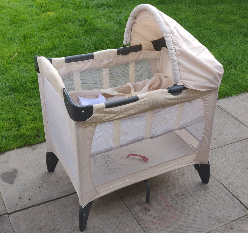 graco petite bassinet